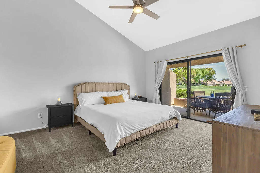 77086 Pauma Valley Way, Palm Desert, California 92211 home-pic-11